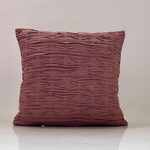 Southern Living Pintuck Rust pillow cover